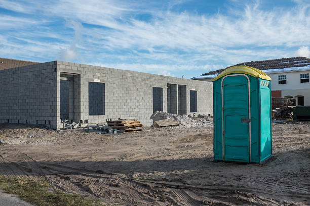 Porta potty delivery and setup in Galena, IL